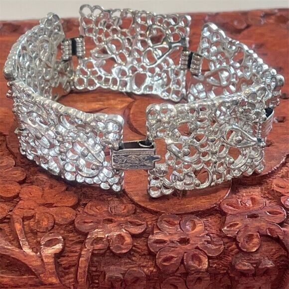 Vintage Emmons "Frosted Lace" Silver Tone‎ Filigree Panel Bracelet 7" - Picture 1 of 8